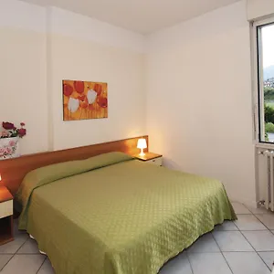 Appart hôtel Village, Colico